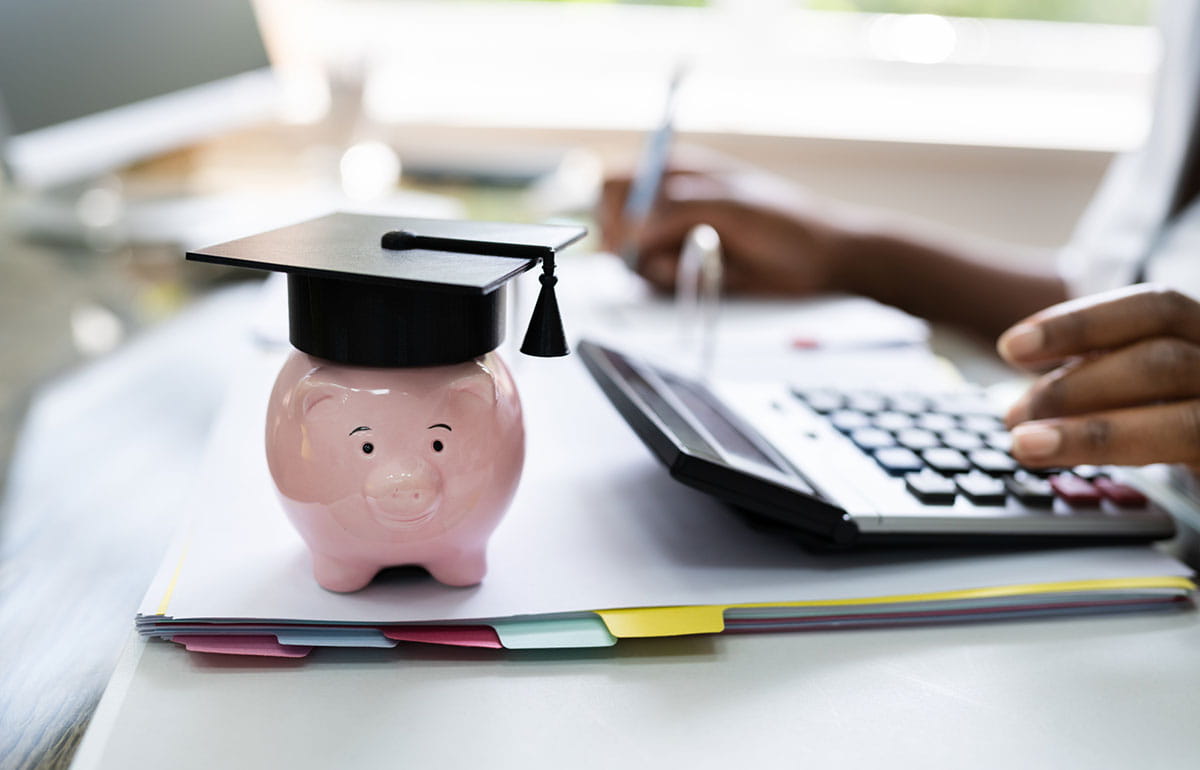 Financial Planning for College Students Year-End Guide